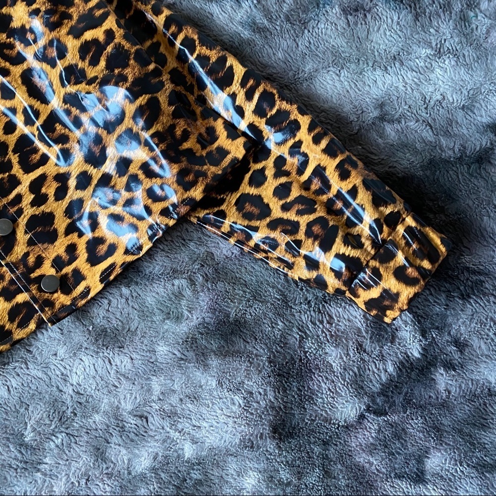 Hot & Delicious Leopard Vinyl Jacket - Picture 11 of 13